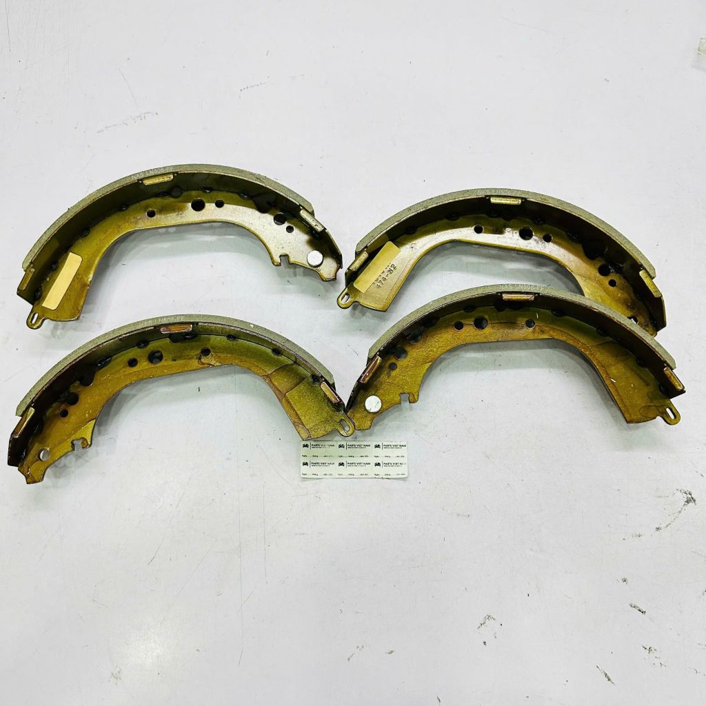 Má phanh sau guốc (Bố thắng tăng trống) Toyota Land Cruiser FZJ80, FZJ100, FZJ105 đời 1990 - 2007. Hàng chất lượng cao. Mã 0449560060 ( 1 bộ )