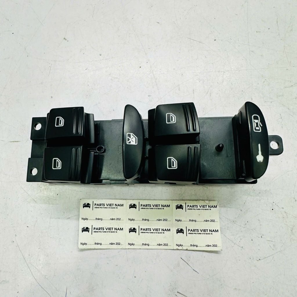 Cụm công tắc tổng cửa trước trái Porsche Cayenne 955, 957 đời 2003 - 2010. Hàng chất lượng cao. Mã 95561315602, 7L5959857A