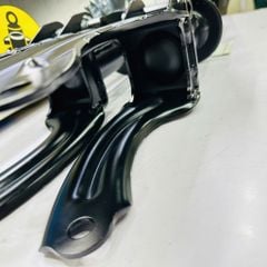 Giảm xóc trước, phuộc nhún trước Porsche Cayenne 955, Volkswagen Touareg 7L đời 2002−2010. Hàng Bistein. Mã Trái 7L6413031S, 95534304350, 7L5413031AB, Phải 95534304370, 7L5413031AH, 7L6413032S ( 1 cây )