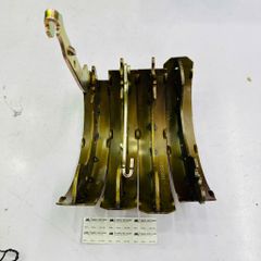 Má phanh guốc sau guốc, bố thắng đùm Nissan Sunny, Almera máy QG15, QG16 đời 2006 - 2012. Hàng chất lượng cao. Mã 4406095F0A, 44060-95F0A