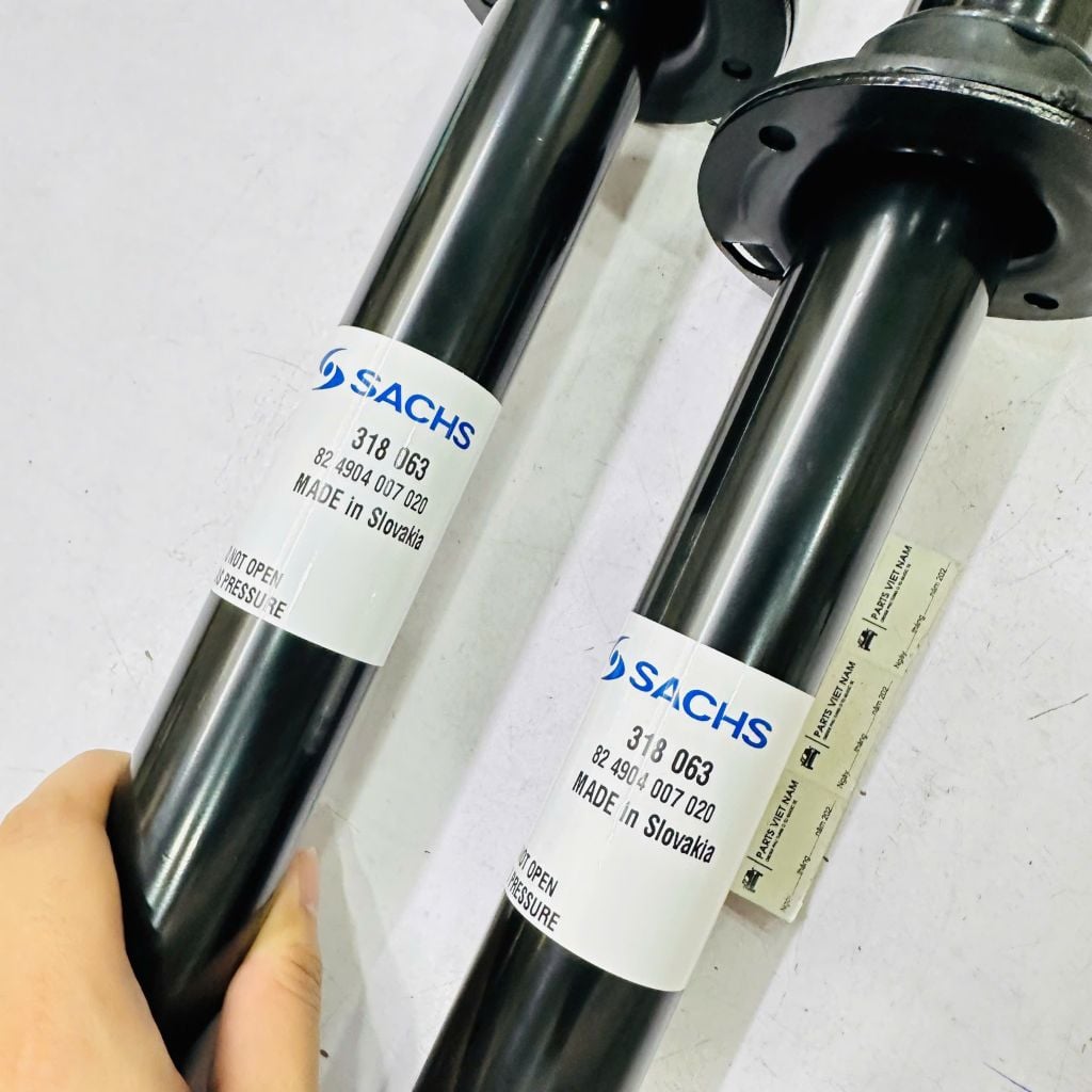 Giảm xóc trước, Phuộc trước cơ Mercedes C-Class C200, C220, C250, C300, C350 (W205) đời 2015 - 2022. Hàng Sachs thay 1 đôi bảo hành 12 tháng. Mã 318063, A2053200130, A2053202330, A2053208330, A2053209230
