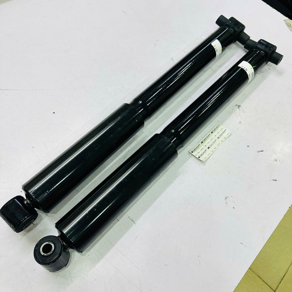 Giảm xóc sau, phuộc nhún giảm xóc sau Honda Acura MDX đời 2007 - 2013. Hàng Showa Japan thay 1 đôi bảo hành 12 tháng. Mã 52610STXA04, 52610-STX-A04 (1 cây)