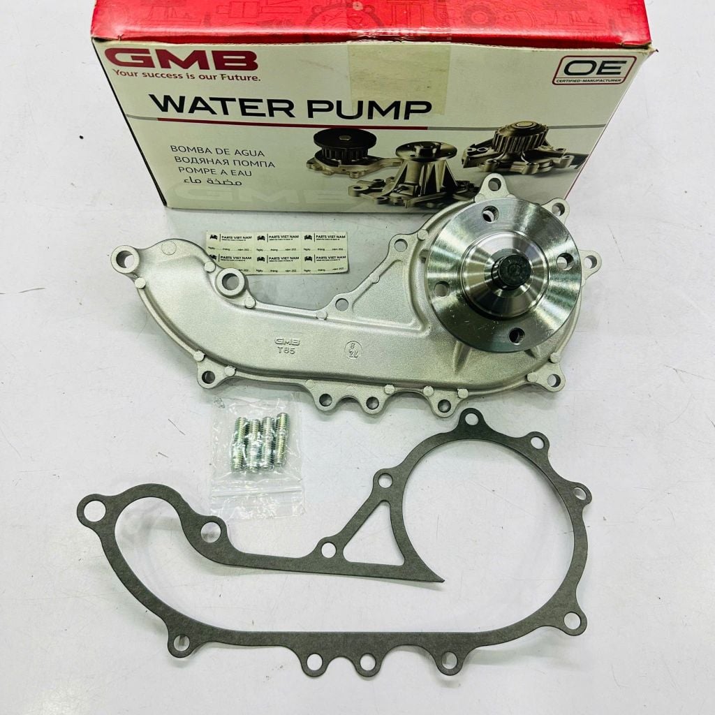 Bơm nước làm mát động cơ Toyota Hiace đời 1989 - 2006. Hàng GMB (Nhật Bản) chất lượng cao, động cơ 1RZ, 2RZ. Mã 1610079155, GWT85A