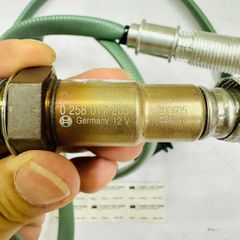 Cảm biến Oxy trước (Số 1) Mercedes W204 C200, C250, W212 E200, E250, SLK 200 R171 máy 1.80 M271 đời 2007 - 2012. Hàng Bosch CN. Mã A0065422718, 0258017203
