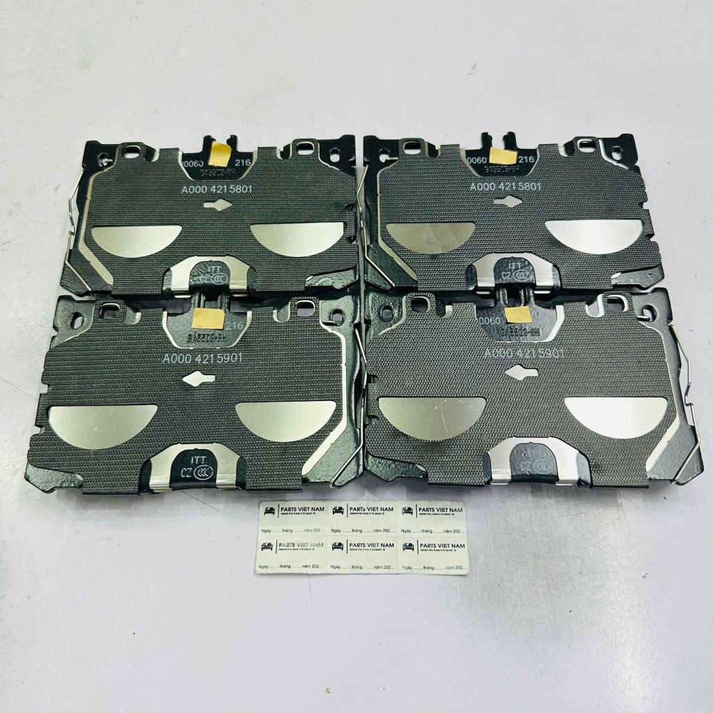 Má phanh trước, bố thắng trước Mercedes C257 CLS, W213 E, X253, W253 GLC 200, 250, 250, 300, 350 đời 2015 - 2023. Hàng thay thế chất lượng cao. Mã A0004204900, A0004207900