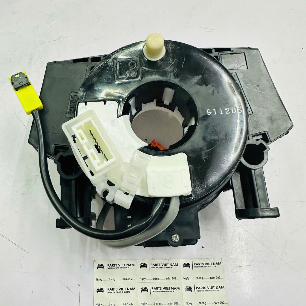 Cáp còi (Cuộn vô lăng / Cáp túi khí) Nissan Murano (2003-2008), Pathfinder (2012+). Hàng OEM chất lượng cao. Mã 25567AC725, B5567CC00E