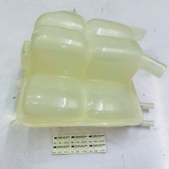 Bình nước phụ Ford Focus (2005-2012), Mazda 3 (2004-2014). Hàng China. Mã 5M5H8K218AA, 3M5H8K218AJ