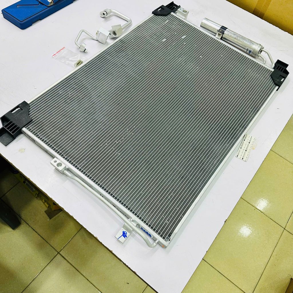 Dàn (giàn) nóng điều hòa Nissan Navara NP300, Terra đời 2015 - 2021. Hàng Paco Thailand. Mã 921004JM0A, 92100-4JM0A