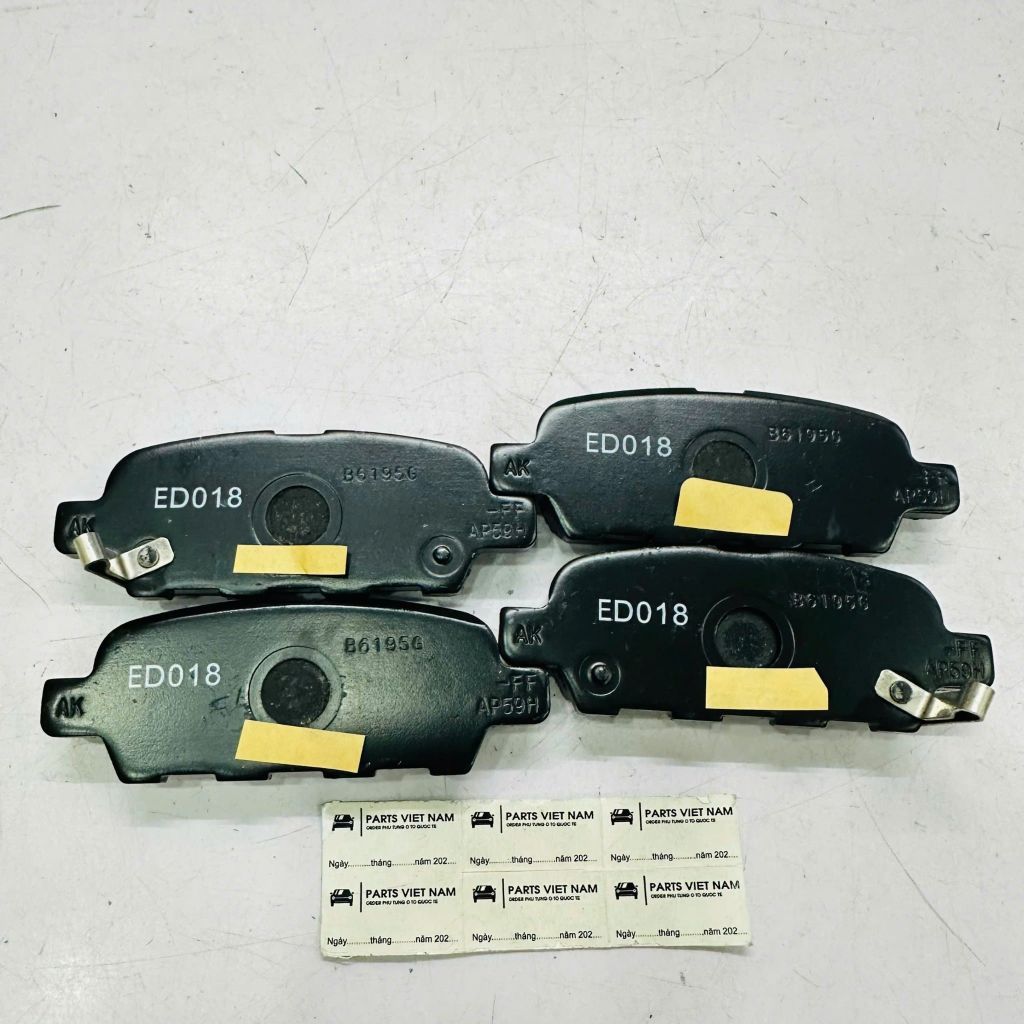 Má phanh sau, bố thắng sau Nissan Juke (F15), Nissan Teana 2.5 (J32, L33), Tiida (C12) đời 2010 - 2019. Hàng OEM chất lượng cao. Mã D40609HM0B
