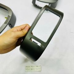 Mặt dưỡng cửa gió điều hòa trung tâm (LHD) Toyota Prius đời 2004 - 2009. Hàng OEM chất lượng cao đặt 12 ngày. Mã 55680-47020, 5568047020 ( 1 bộ)
