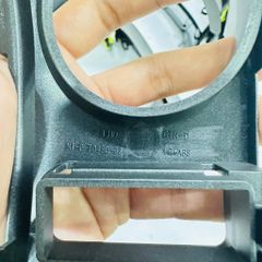 Mặt dưỡng cửa gió điều hòa trung tâm (LHD) Toyota Prius đời 2004 - 2009. Hàng OEM chất lượng cao đặt 12 ngày. Mã 55680-47020, 5568047020 ( 1 bộ)