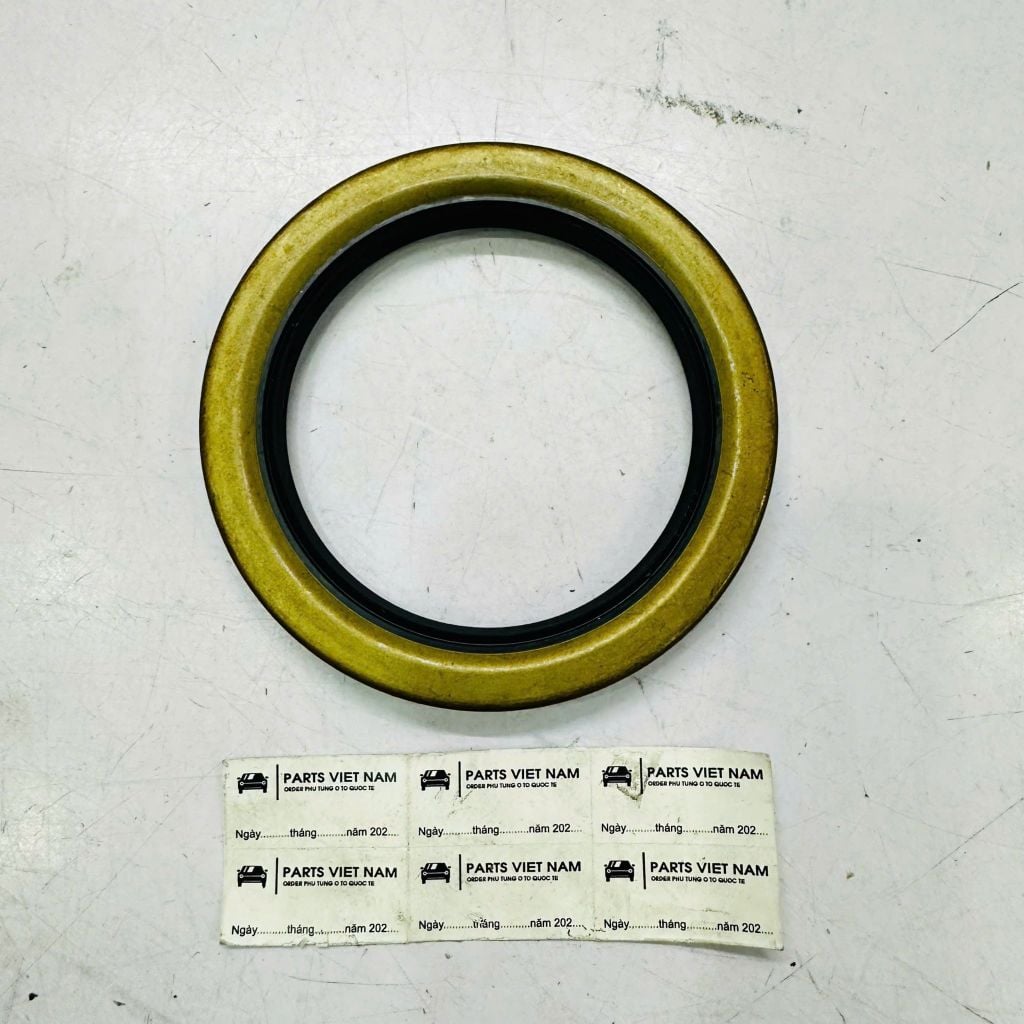 Phớt láp chắn dầu moay ơ trước trái và phải Toyota Land Cruiser FZJ 100, Lexus LX470 đời 1998 - 2007. Hàng xịn Japan. Mã 9031170011