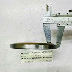 Phớt láp chắn dầu moay ơ trước trái và phải Toyota Land Cruiser FZJ 100, Lexus LX470 đời 1998 - 2007. Hàng xịn Japan. Mã 9031170011