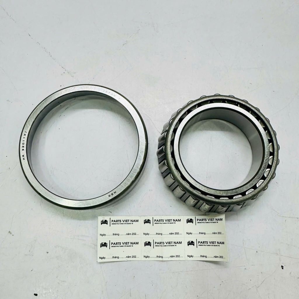 Bạc đạn, bi moay ơ bánh trước/sau xe Toyota Hiace, Hilux, Land Cruiser FZJ 70, 80, 100, Lexus LX470 (Kích thước 50x82x21.5) đời 1990 - 2015. Hàng NSK. Mã 9008036098, 9036650011 (vòng to)