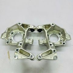 Ngõng moay ơ sau Trái/Phải Volkswagen Sharan, Tiguan, Passat, Audi Q3, TT đời 2005 - 2020. Hàng Faw Audi China đặt 3 - 5 ngày. Mã trái 3C0505433G, phải 3C0505434G ( 1 cái)