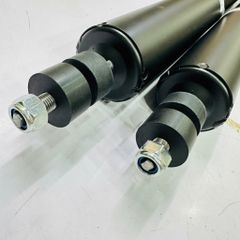 Giảm xóc sau, phuộc nhún sau Toyota Fortuner 2006 - 2015. Hàng Showa thay 1 đôi bảo hành 12 tháng. Mã 485310K230, 4853109800 ( 1 cái )