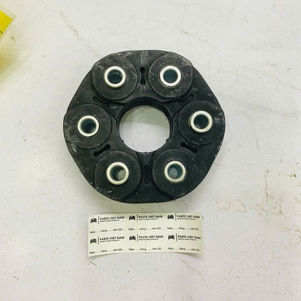 Cao su đệm trục các đăng, giảm chấn các đăng Mercedes W176 A200, A250, W246, W242 B220, B250 C117, X117, C118, X118 CLA250, A45 AMG, X156 GLA250, X247 GLB200, GLB250 4MATIC đời 2013 - 2026. Hàng Oem China. Mã A2464110015, A2474104800