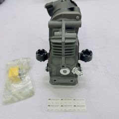 Bơm nâng gầm (Lốc bơm phuộc hơi) Mercedes Benz S 300, S 350, S 350, S400, S450 S500 W221, C216 đời 2005 - 2013. Hàng OEM Bmtsr đặt 4 - 6 ngày. Mã A2213201704, A2213201904, A2213200704