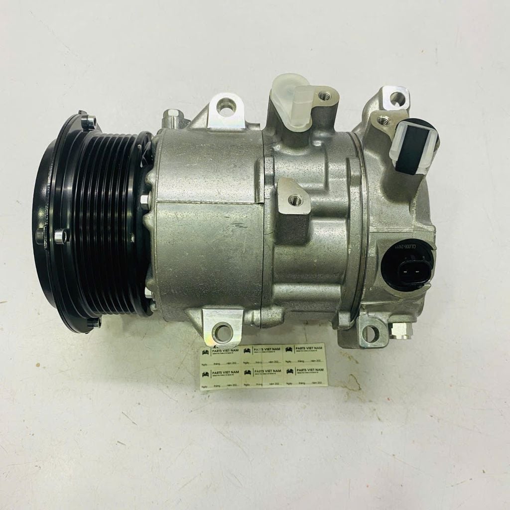 Lốc lạnh, máy nén điều hòa 7 rãnh (7PK) Mercedes C200, C250, C300, W205, E200, E250, E300, W213, GLC200, GLC250, GLC300, X253 đời 2014 - 2021. Hàng OEM China. Mã OE: A0008300302, 0008300302