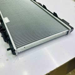 Két nước làm mát động cơ Ford Laser 1.6, Mazda 323, Premacy số sàn (MT) đời 2000 - 2005. Hàng Tongshin Taiwan, tản nhiệt nhôm. Mã B6FN15200, B6BF15200G, BPD315200H