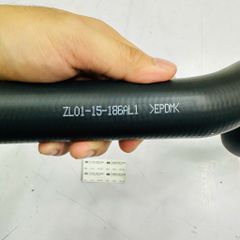 Ống cao su két nước dưới, ống nước dưới cho Ford Laser 1.6, Mazda 323 đời 1999-2005. Hàng OEM chất lượng, bền bỉ, chống nứt vỡ. Mã ZZL115185, ZZL1-15-185