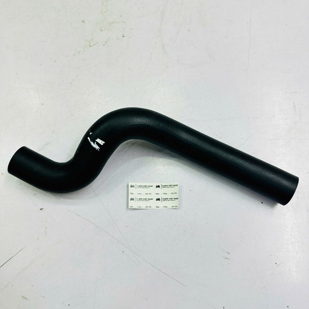 Ống cao su két nước trên, ống nước trên cho Ford Laser 1.6, Mazda 323 đời 1999-2005. Hàng OEM chất lượng, bền bỉ, chống nứt vỡ. Mã ZL0115186, ZL01-15-186