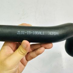 Ống cao su két nước trên, ống nước trên cho Ford Laser 1.6, Mazda 323 đời 1999-2005. Hàng OEM chất lượng, bền bỉ, chống nứt vỡ. Mã ZL0115186, ZL01-15-186