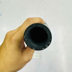 Ống cao su két nước trên, ống nước trên cho Ford Laser 1.6, Mazda 323 đời 1999-2005. Hàng OEM chất lượng, bền bỉ, chống nứt vỡ. Mã ZL0115186, ZL01-15-186