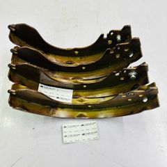 Má phanh sau (guốc phanh tang trống sau) Nissan Livina, Tiida đời 2004 - 2012. Hàng OEM chất lượng cao, động cơ 1.6L, 1.8L. Mã 44060ED025