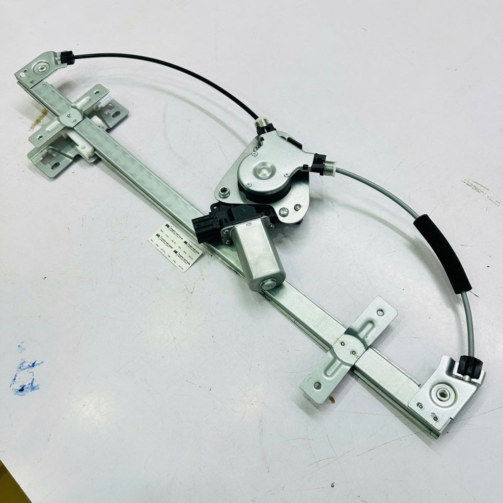 Compa lên xuống kính cửa trước phải (kèm mô tơ 6 giắc) Honda Odyssey bản Mỹ đời 2005 - 2010. Hàng OEM chất lượng cao đặt 22 ngày. Mã 72210-SHJ-A02, 72210SHJA02