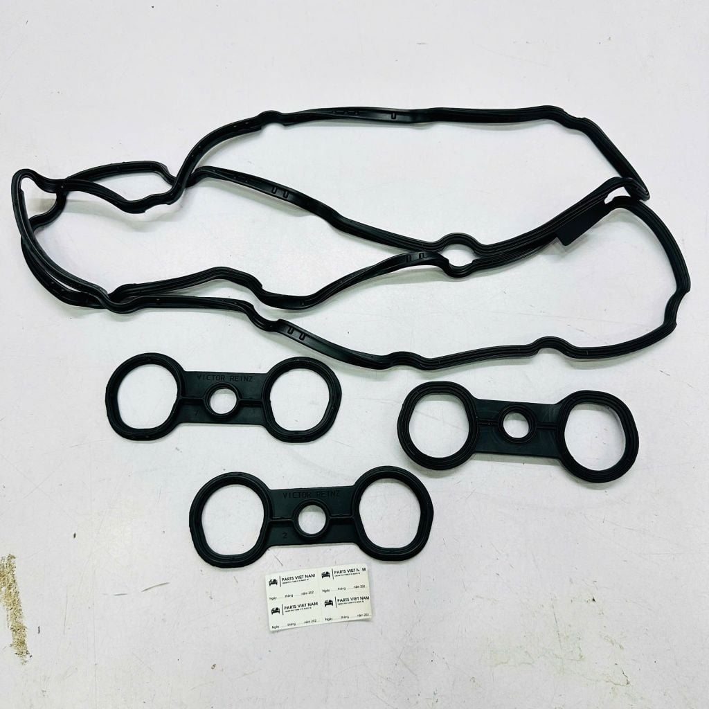Gioăng dàn (giàn) cò BMW động cơ N52 cho E90, E91, E92, E93 325i, 328i, 330i, E60, E61, F10 520i, 528i, E65, E66, F01, F02 630i, 730i, X1 E84, X3 E83, F25 X5 E70 đời 2003 - 2015. Hàng Victor Reinz Đức chịu nhiệt. Mã 11127582245