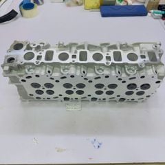 Mặt máy (mặt quy lát) tổng thành Toyota Hiace, Fortuner, Hilux máy dầu 2KD 2.5L đời 2007 - 2012. Hàng đủ cam, xúp páp, chất lượng cao. Mã 1110130040, 111010L050