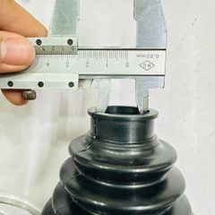 Cao su chụp bụi láp trong Audi A4, A5, Q5, Volkswagen Beetle, Jetta. Hàng cao cấp, chịu nhiệt tốt liền mỡ láp. Mã 8K0498201B, 8K0498201C, 1KM498201, 8K0498201A, 31607620599