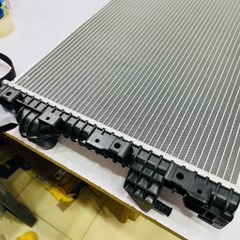 Két nước làm mát (Radiator) Ford F150, Expedition, Lincoln Navigator động cơ V6 2.7L (EcoBoost), V6 3.0L (Diesel - LION B), V6 3.3L (Duratec hút khí tự nhiên), và V6 3.5L GTDI (EcoBoost) đời 2017 - 2021. Hàng cao cấp. Mã HL3Z-8005-B, HL3Z8005B