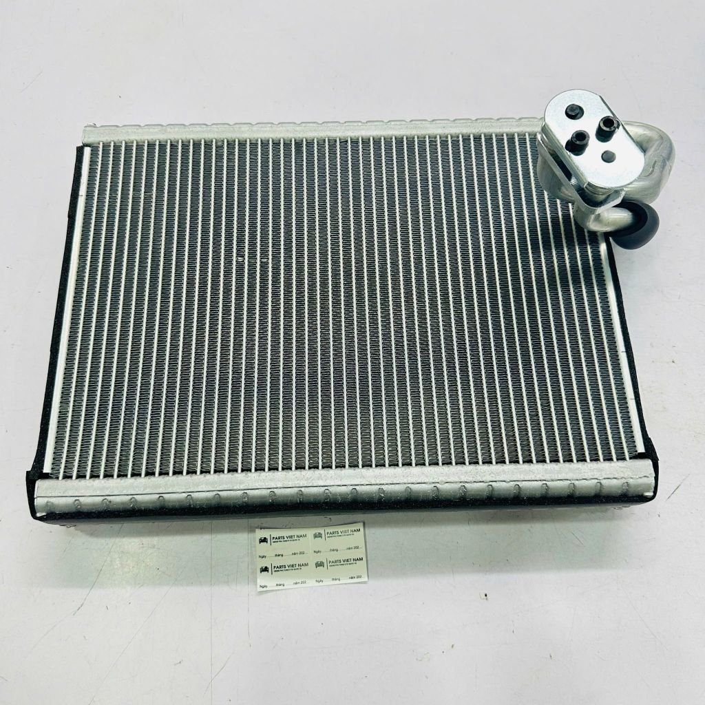 Dàn (giàn) lạnh điều hòa Porsche Macan, Audi Q5, A4, A5 (B8) đời 2008 -2024. Hàng OEM Behr China. Mã 95B898030, 8T1898191B, 8K1898191A, 8K1898967A