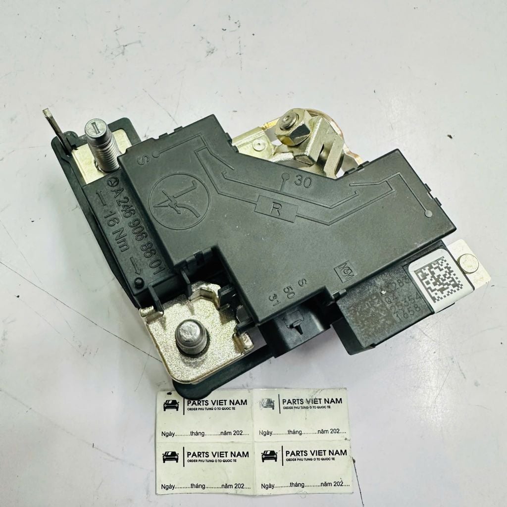 Cảm biến cọc âm bình ắc quy Mercedes Benz A W176, B W246, W242, C W205, E W213, CLA C117, X177, GLA X156, GLC X253 Class. Hàng xịn Mer. Mã A2469069600, A2469068601, A2469067901