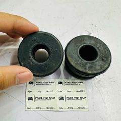 Cao su chân giảm xóc sau Nissan Navara D40, NP300 đời 2008 - 2019. Hàng Pos Thailand 1 giảm xóc có 2 quả dưới. Mã E62004JC2A-CS ( 1 quả )
