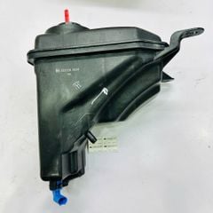 Bình nước phụ làm mát BMW 3 Series, 1 Series, X1, Z4. Đời 2006 - 2015. Động cơ N52, N54, N51. Hàng Febi. Mã 17137640514, 17137607482,  17137519368, 17137543026, 17137567462
