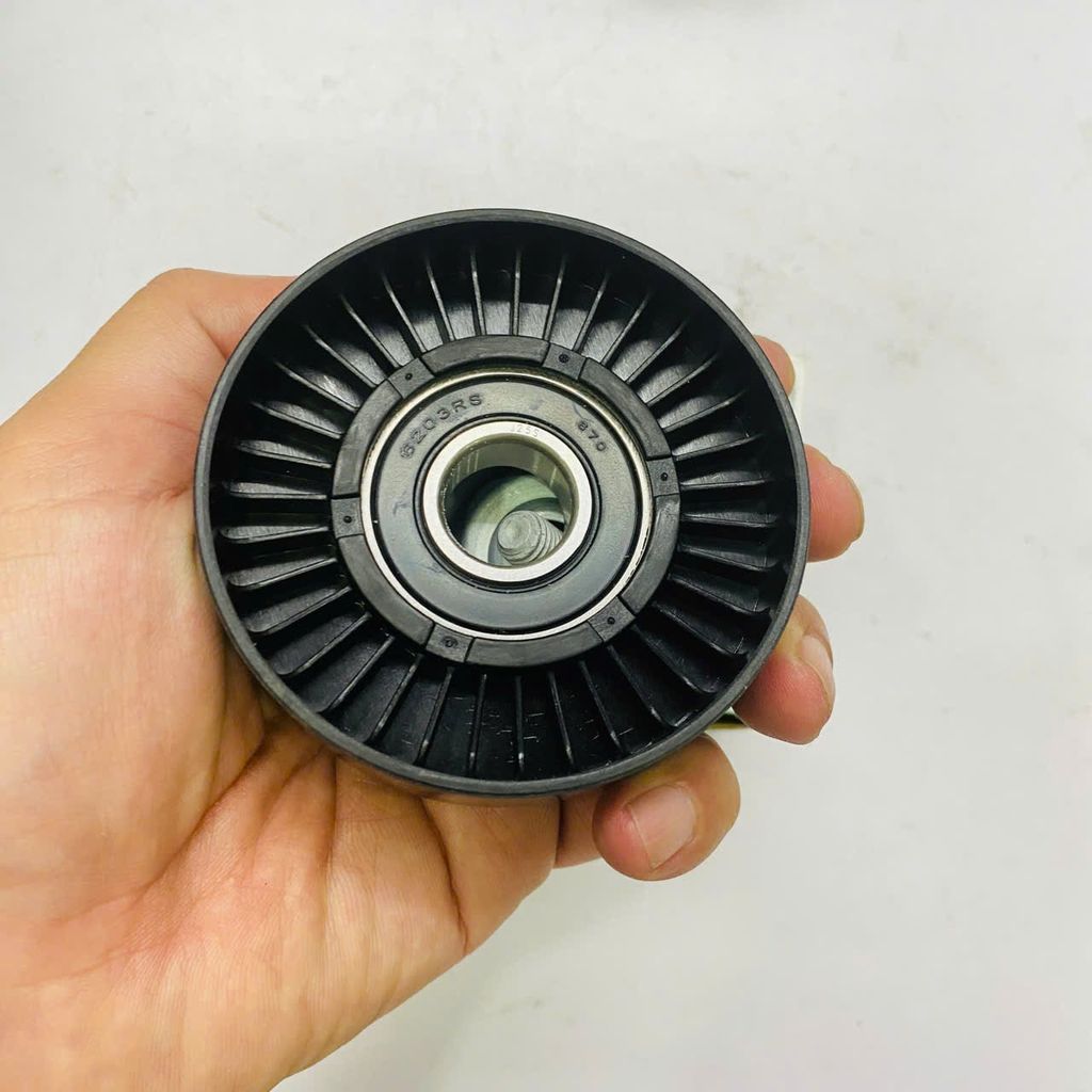 Puly (buly) tăng dây curoa tổng Mercedes C200 C250 C180 W203 W204, E200 W211 W212, CLK200 C209. Đời 2002 - 2011. Động cơ M271. Hàng INA. Mã 2712000570, A2712000570