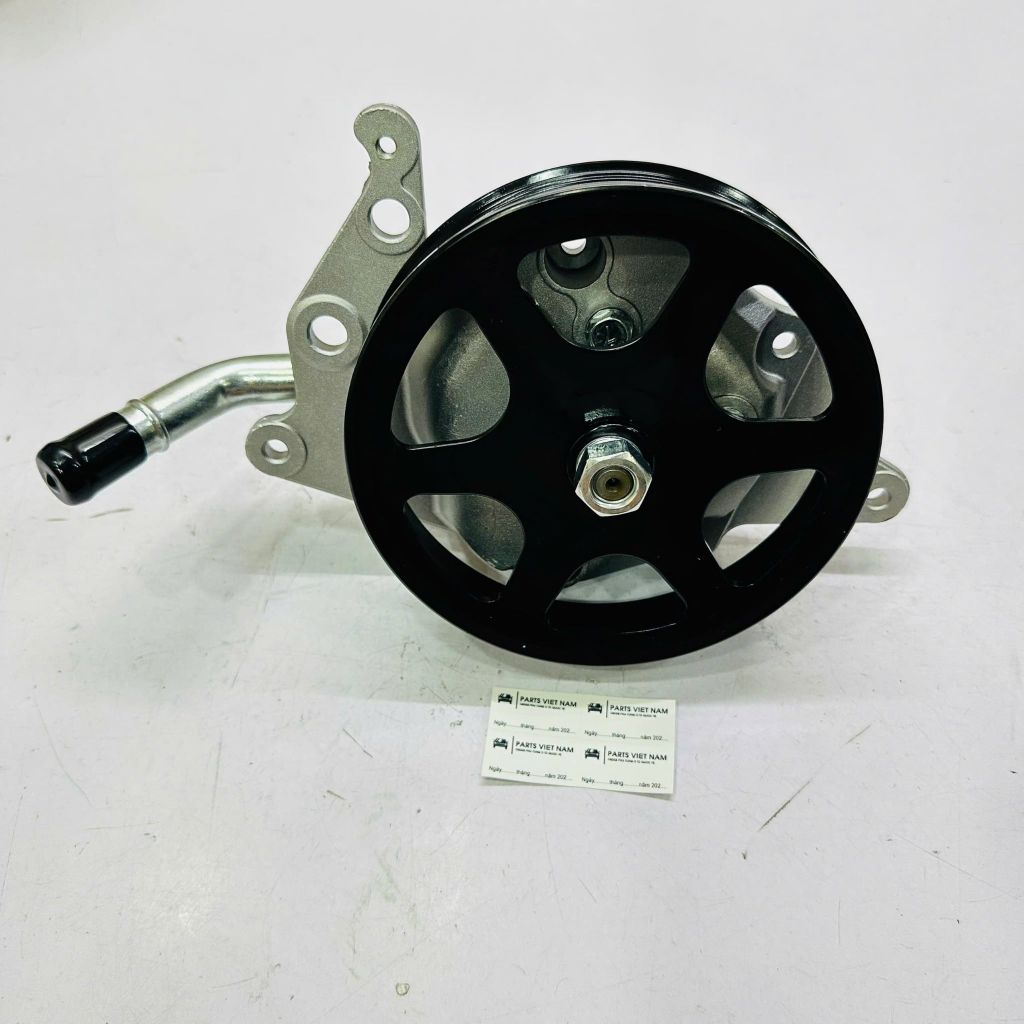Bơm trợ lực lái Ford Escape (XLS, XLT). Đời 2002- 2005. Động cơ 3.0L V6. Hàng cao cấp. Mã 6L8Z3A696B, 6L8Z3A674A, YL8Z3A674AA, YL8Z3A674AB