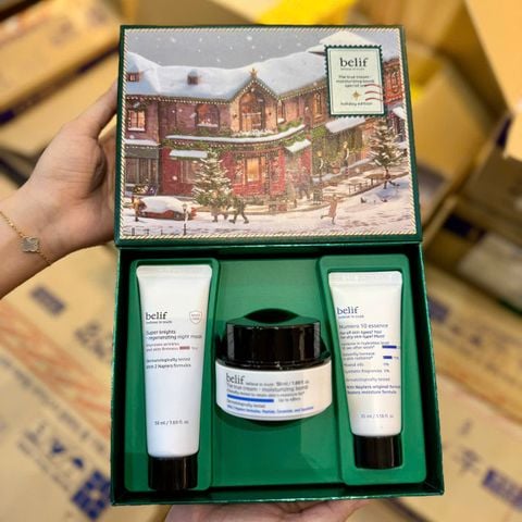 Kem Dưỡng Ẩm Cho Da Khô Belif The True Cream Moisturizing Bomb 50ml Holiday Set