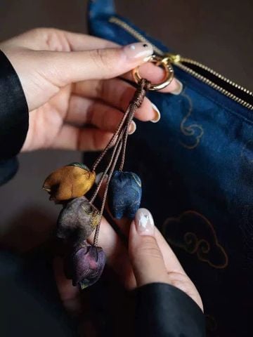  TÚI GẤM 