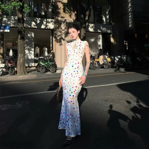  SƯỜN XÁM DÀI LƯU LY SẮC 