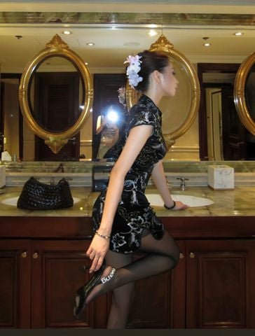  SƯỜN XÁM NGẮN NGUYỆT ANH 