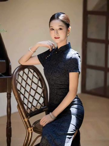  SƯỜN XÁM LỬNG NGỌC LAM ANH 