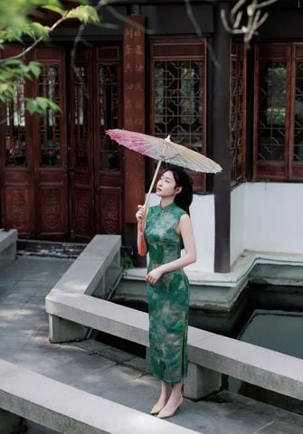  SƯỜN XÁM LỬNG VÂN MỘC 