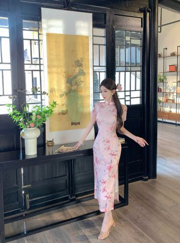  SƯỜN XÁM DÀI HOA HỒNG 