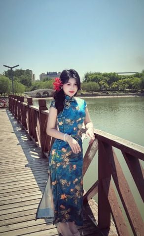  SƯỜN XÁM DÀI TÚ HOA 