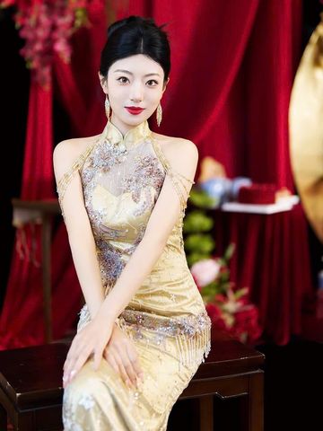  SƯỜN XÁM ĐUÔI CÁ HUYỀN TRÂM 