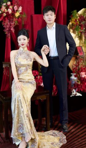  SƯỜN XÁM ĐUÔI CÁ HUYỀN TRÂM 